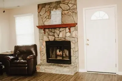 Image de Spacious 4-bedroom house in enjoyable Fayetteville with Ac, WiFi
