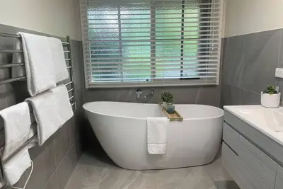 Image de Old Rose Farmhouse, 2 bedroom 2 ensuite attached country home.
