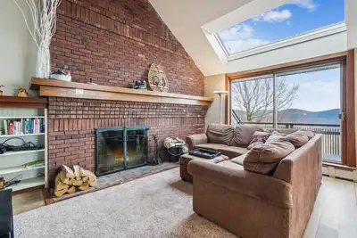 Image de Sunrise Timberline K8, lovely 3 bedroom with ski on ski off