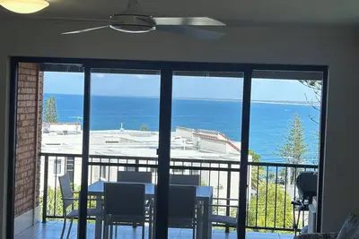 Image de Ocean views forever \n2 minute walk to beach restaurants  parks and boardwalks