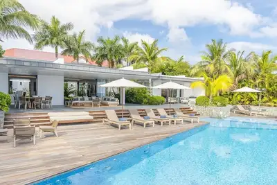 Image de Caribbean Paradise With Golden Sunset Views