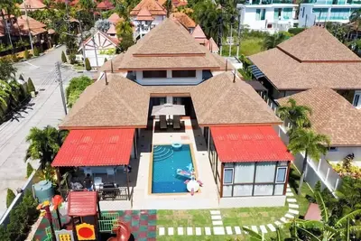 Image de Kamala Beach Luxury 5 bedrooms pool villa for family