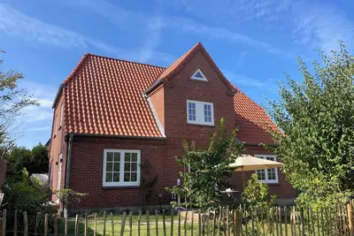 Image de Spacious vacation home, 5 bedrooms, each with its own bathroom