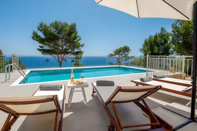 Image de Villa 'Amfitriti' avec vue sur la mer, Wi-Fi et climatisation