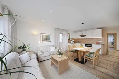 Image de Appartement \"Appartement Wieser B\" avec vue sur les montagnes, jardin partagé et Wi-Fi