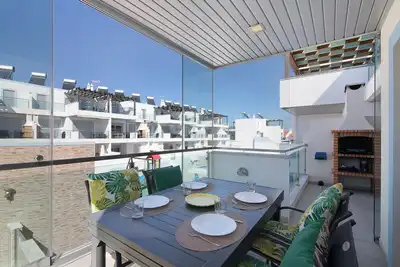 Image de Appartement 'Numar Residence Aa' avec piscine partagée, Wi-Fi et climatisation