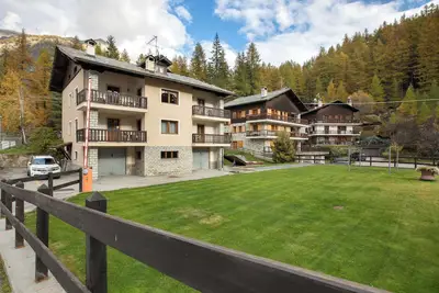 Image de Appartement 'La Casa Vacanze Portigliatti' avec vue sur les montagnes, terrasse privée et Wi-Fi