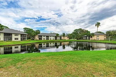 Image de Ab-Pool, Tennis, Pickle ball, near Beaches and Img, Shorewalk condo 2 Bedroom/2 Bath lake view