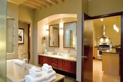 Image de Sundara Cottages 2br Presidential Luxury Suite