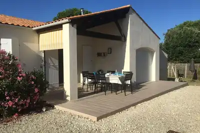 Image de Maison moderne 200m plage, 4 chambres, jardin privé, Wifi, vélos - Saint-Pierre-d'Oléron