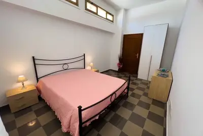 Image de Cozy and functional vacation home, central area a stone's throw from the sea