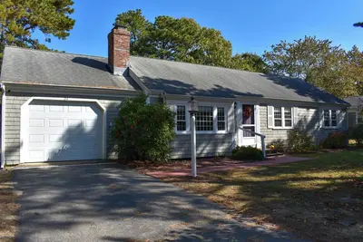 Image de Three bedroom central air in South Yarmouth