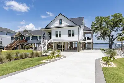 Image de Water Front Get A Way