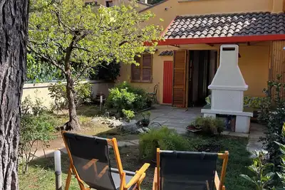 Image de La Buganvilla: a cozy cottage with garden near the center of Sirolo