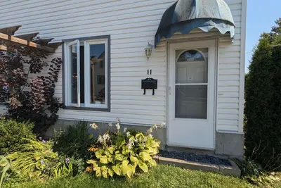 Image de Comfy by the 3 Rivers Pointe-Gatineau 3-4 month Rental Nov20-March31 OwnerInSun