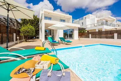 Image de Villa Coral Bay 7 - Trois Chambres Villa, Couchages 6