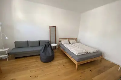 Image de Cozy apartment, recently renovated, fully equipped with appliances.