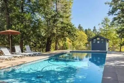 Image de Gorgeous Mountain Villa: Pool, Spa, Gym & Games Augusta