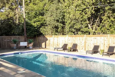 Image de Porter #6 - Perfect location with Pool & Golf Cart! - near Beach and Downtown! !