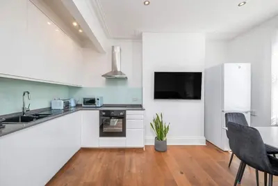 Image de Prestige-Appartement-Salle de bain privée séparée-Terrasse