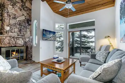 Image de Luxury Townhome Ski-in/out Amazing Views Lots of Amenities, Hot Tub