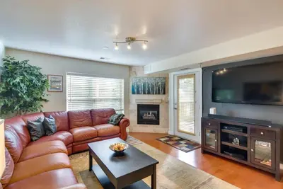 Image de Beautiful Mountain Condo 10 Minutes from Beaver Creek, Bbq