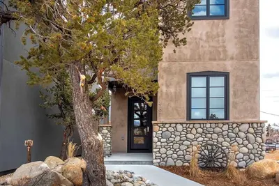 Image de Charming 3-bedroom house, 2 blocks off Main in Buena Vista. Str-285