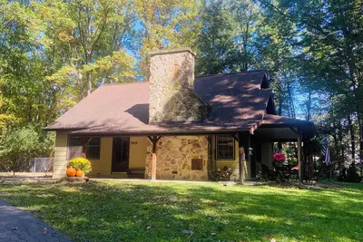Image de Willow Oak Cottage - completely renovated and 15 min from Penn State