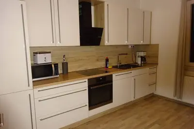 Image de Large 3 bedroom apartment for up to 7 people