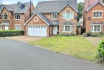 Image de 5-Bedroom Family Holiday Home | Sleeps 7 | Garden • Parking • Pet Friendly | North Wales
