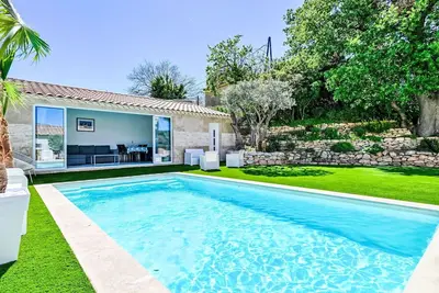 Image de Magnifique maison de vacances privée avec Wifi, piscine, climatisation, Tv, animaux admis, parking