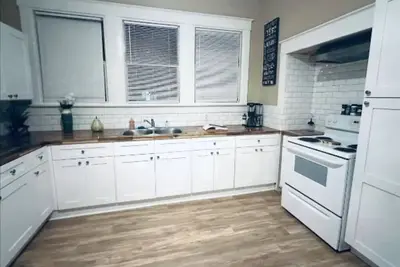Image de Spacious home near Tampa & Ybor\n\n