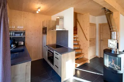 Image de Chalet # 13a with 3 Bedrooms, Sauna & Whirlpool