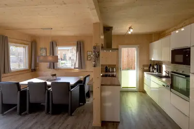 Image de Chalet # 64a with 4 Bedrooms, sauna & whirlpool