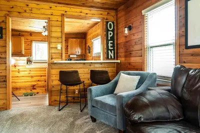 Image de Pet Friendly Lake Geneva Getaway for 6!