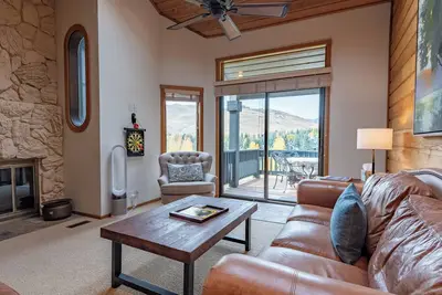 Image de Fairway Nine Condo 4342- New listing! Beautiful Views & Room for 8