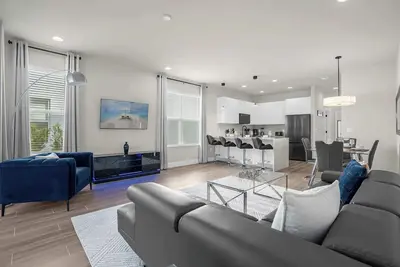 Image de Upstay—Modern Family Home w Private Pool
