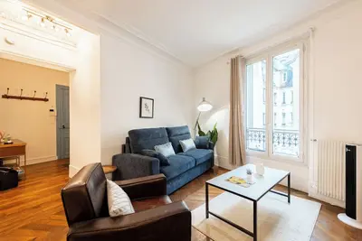 Image de Nice and large apartment near the famous Moulin Rouge and metro in Montmartre