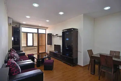 Image de RentInnYerevan Apartments with 2 bedrooms on Aram 74 street