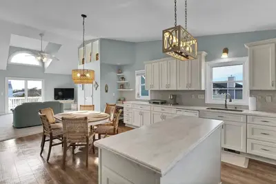 Image de Charming 3-bedroom cottage. Prime location in delightful South Topsail Beach!