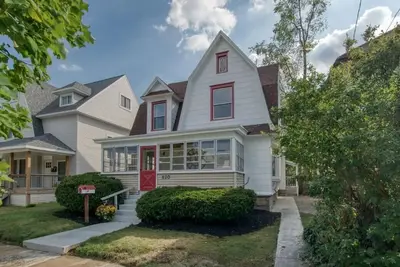 Image de Spacious 6-bedroom house in lovely Grand Rapids with WiFi