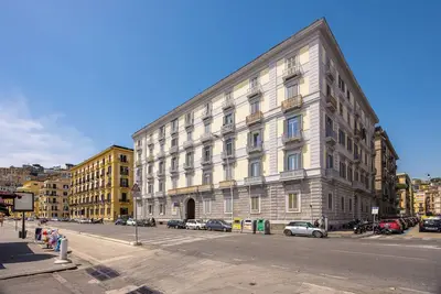 [Beachfront Apartment] Prestigious 200 square meters