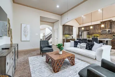 Image de 4 Mi to Kalahari Resort: Round Rock Home w/ Patio!