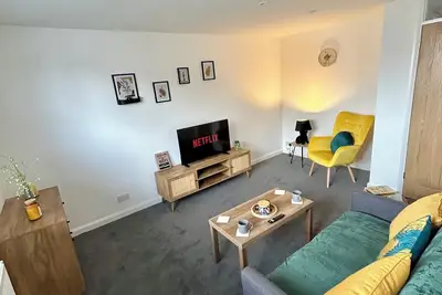 Image de *Charming 2 bedroom flat close to Basingstoke town centre! *