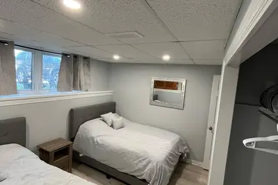 Image de West End Ptbo-Modern Spacious 2bdrm Apt- Relaxing!