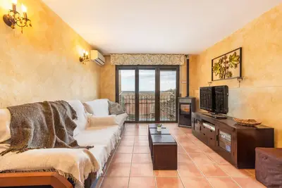 Image de Maison de campagne 'Cal Emilia' avec terrasse privée, Wi-Fi et climatisation