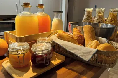 Image de Alex's Bed and Breakfast in the center of Fuengirola