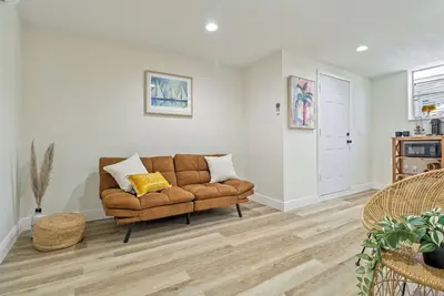 Image de Charming 2-bedroom apartment with WiFi, Ac in lovely Cocoa