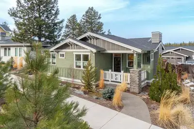 Image de Charming 3-bedroom house with WiFi, fitness room in amazing Bend!