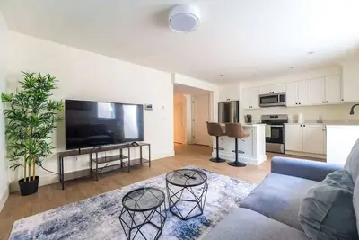 Image de Modern Luxury Suite in Langley